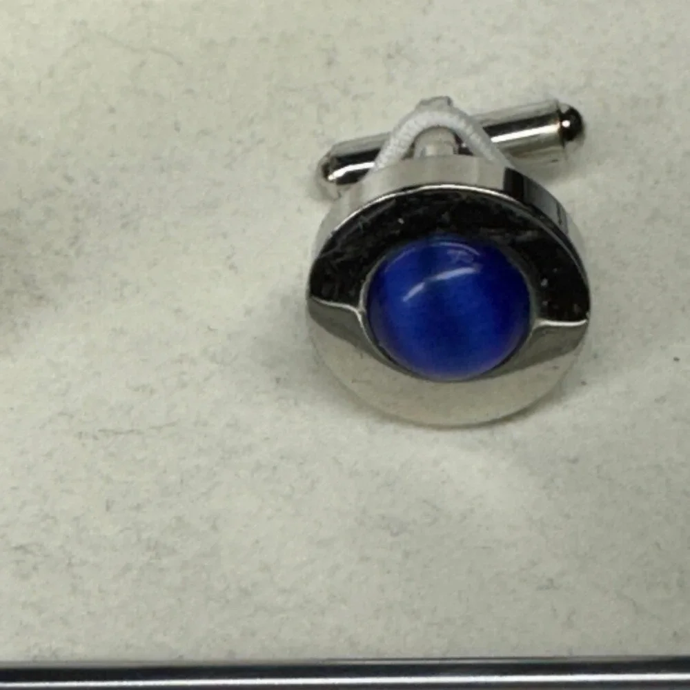 Claiborne Silver Tone Cufflinks Blue Gemstone Elegant Formal‎ Accessory